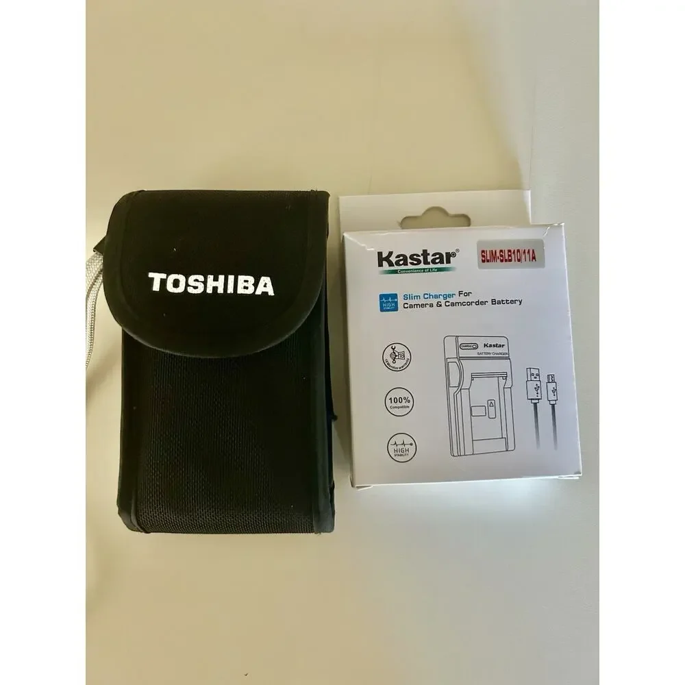 Toshiba Camileo S30 Digital Camera Camcorder HD 1920x1080 Black 8mp COMPLETE SET
